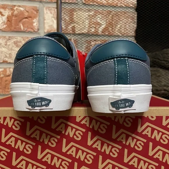 Vans Chima Ferguson Pro Mirage Blue white Sneakers